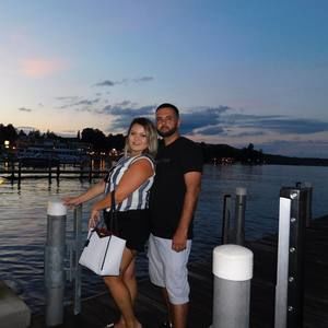 Meet your Posher, Amina